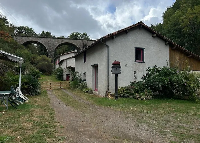 Сasa de vacaciones - 5 People La Chapelle-Bertrand